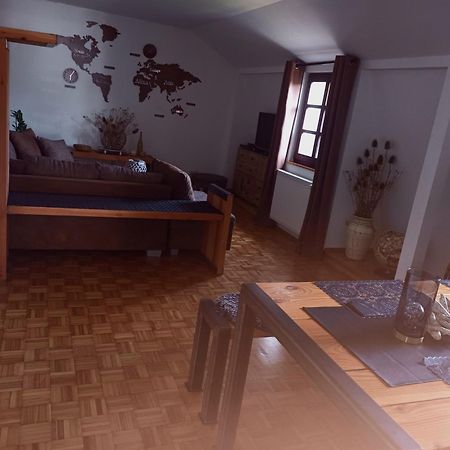 Burgapartment Felsenhaeuschen Моншау Экстерьер фото
