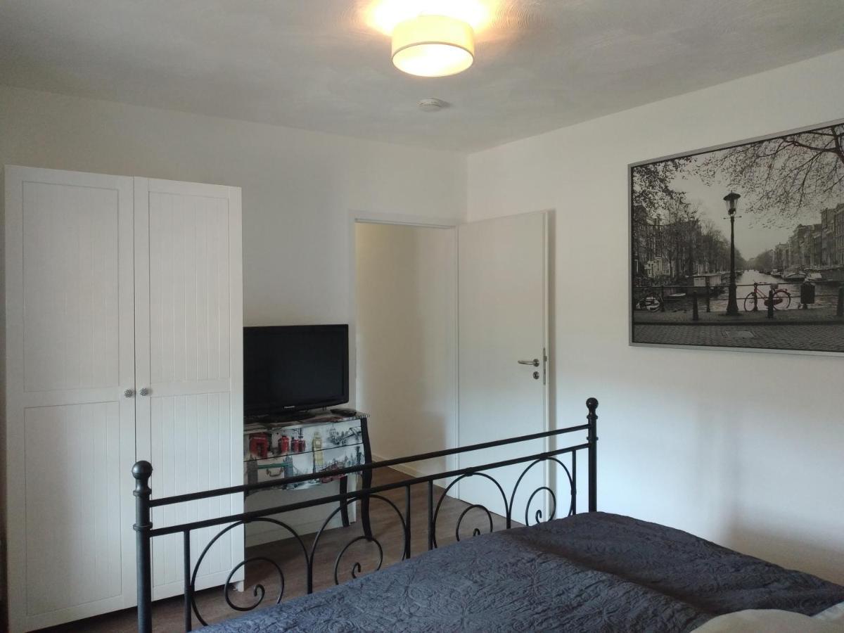 Burgapartment Felsenhaeuschen Моншау Экстерьер фото