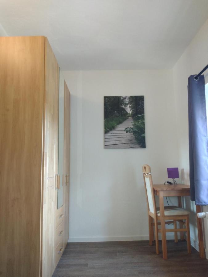 Burgapartment Felsenhaeuschen Моншау Экстерьер фото